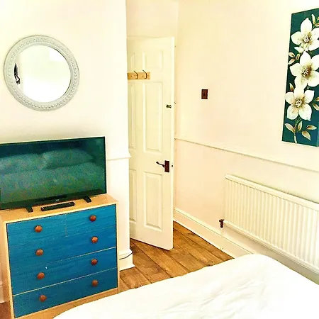 The Washington Sleeps 10 People Park 4 Cars Villa Bristol Exterior photo